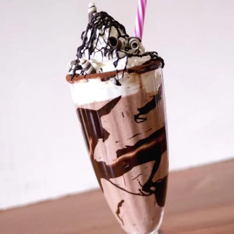 Chocolate-Milkshake-Recipe2-500x500