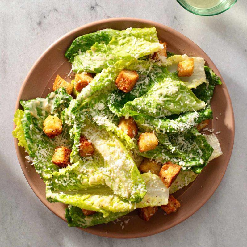 the-best-caesar-salad-recipe-06-40e70f549ba2489db09355abd62f79a9